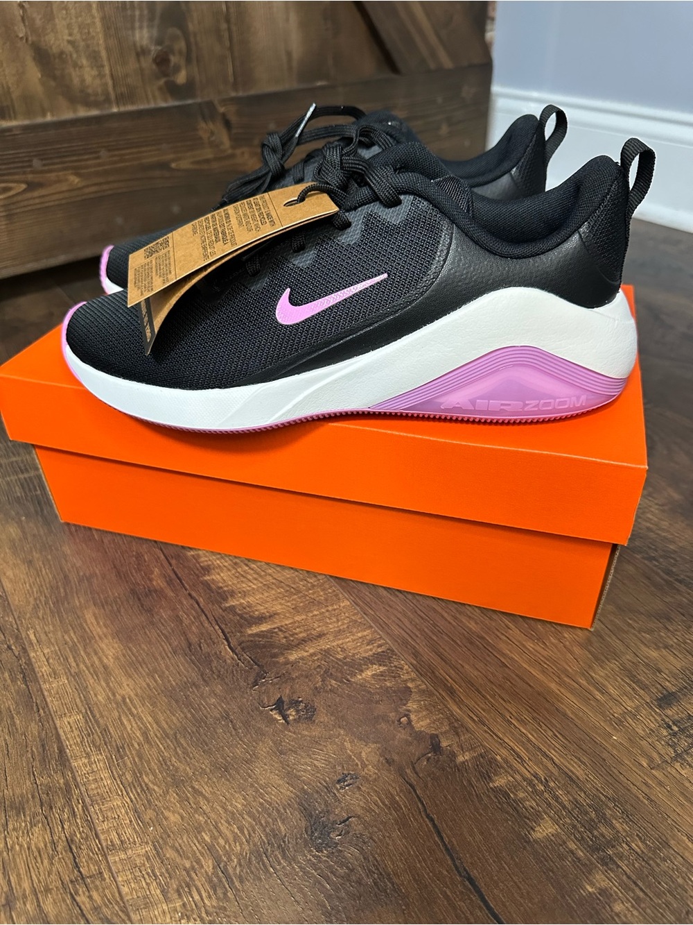 Nike Women's Black Mesh Trainers with Pink Accents size 8.5